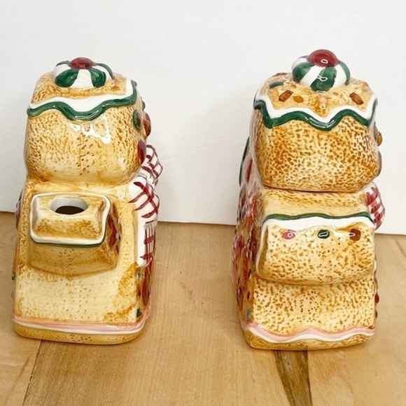 Gingerbread Men Sugar Bowl and Creamer Christmas Sugar Bowl and Creamer, - Picture 3 of 8